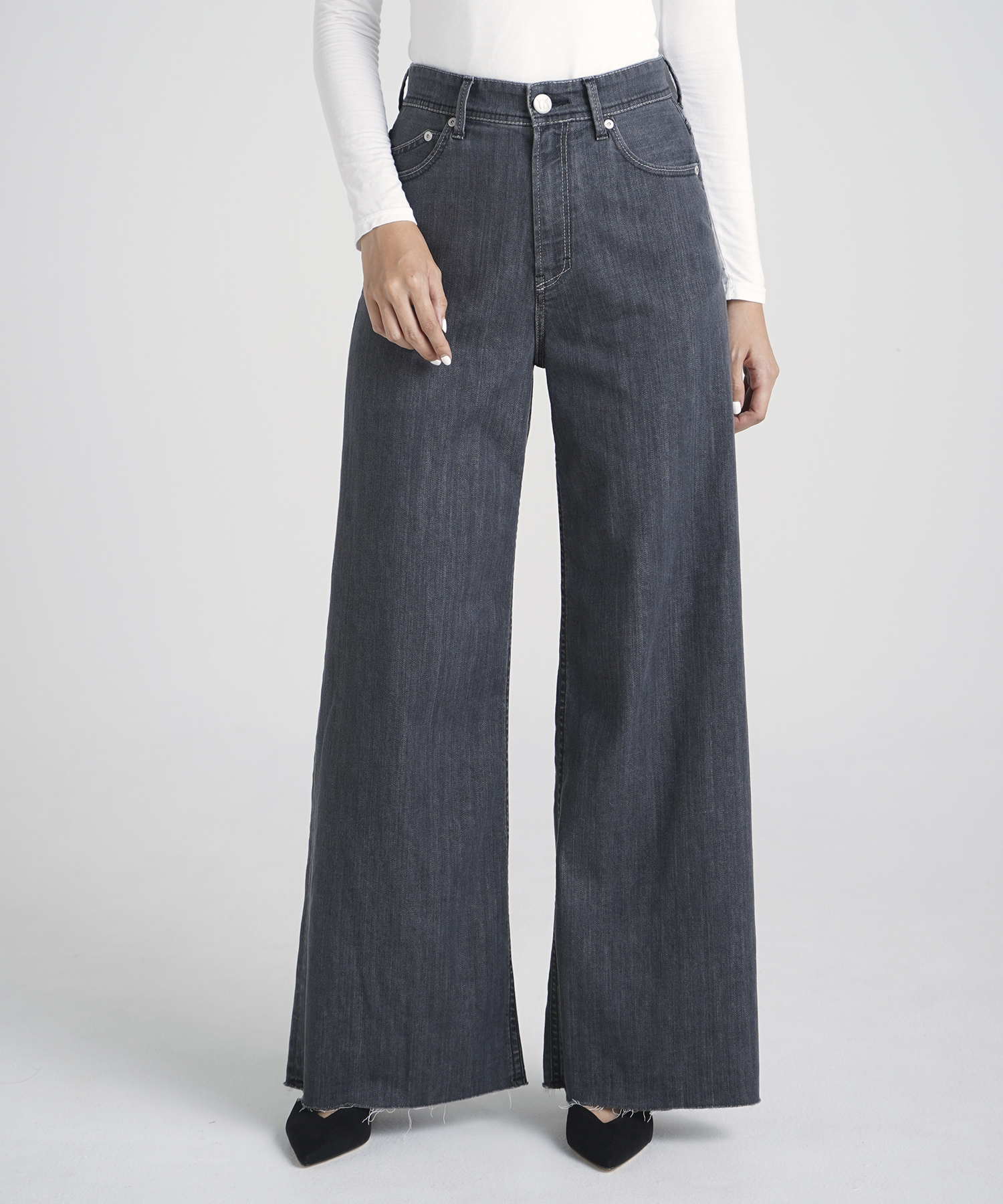 2024年5月16日(木) 18:00～ | YANUK ONLINE STORE