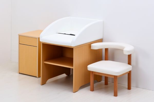 ヤマサキ 業務用おむつ交換台 G-002※廃盤 | 国産ベビーベッド製造