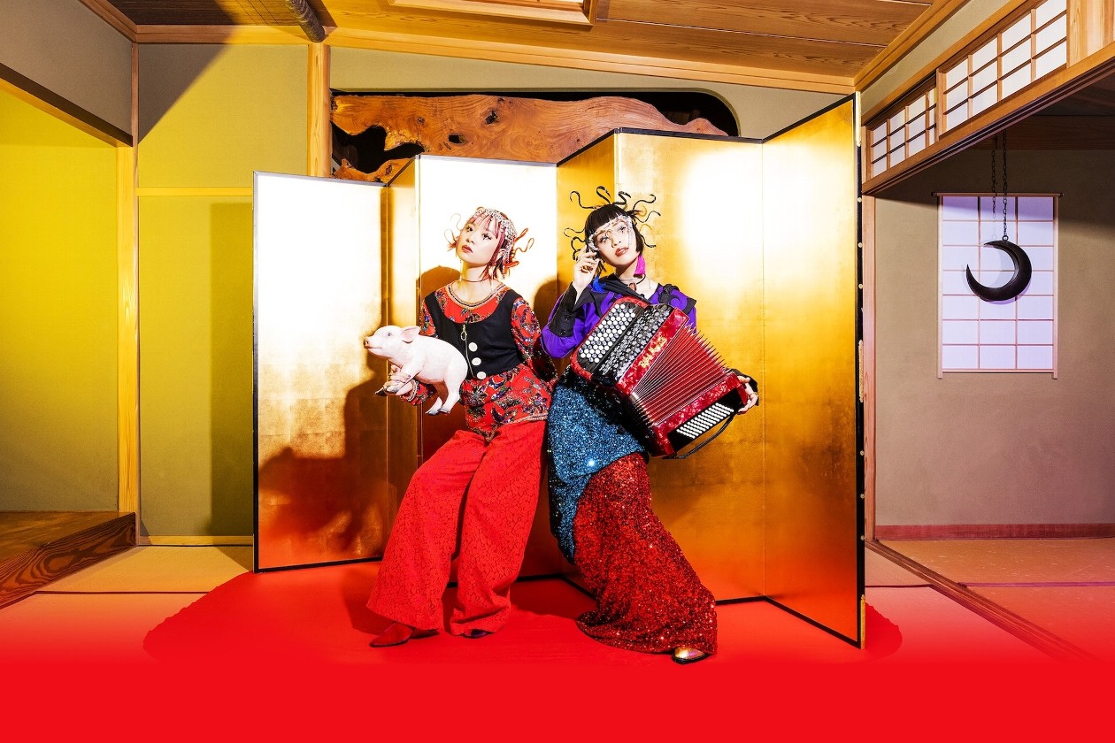 アコーディオン「Bébé Medusa」の日（9月18日 記念日） | 今日は何の日