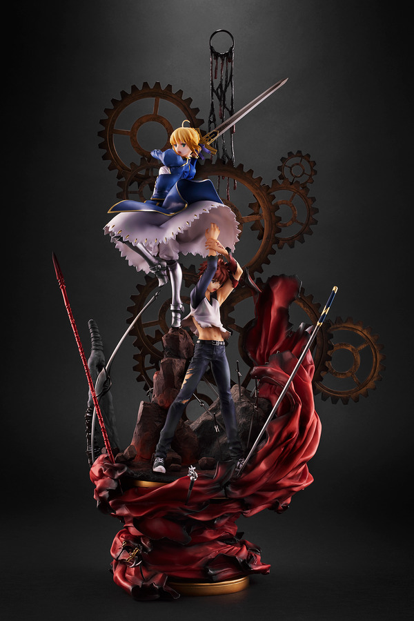 Fate/stay night」15周年フィギュアが圧倒的存在感！ 武内崇監修で