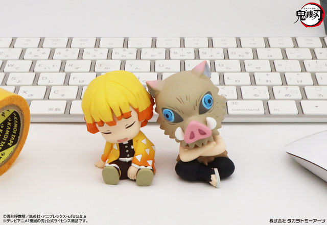 鬼滅の刃」炭治郎、禰豆子、善逸、伊之助が“ズン”と寄りかかる…“肩ズン