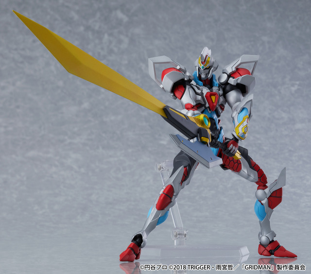 SSSS.GRIDMAN」グリッドマン、ヒロイックなポージングがカッコいい