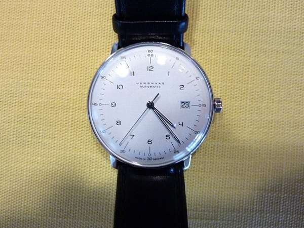 ユンハンス マックスビル・デザイン 機械式自動巻 ドイツ製 ギャラン