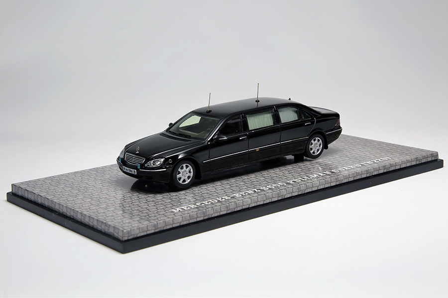 メルセデス・マイバッハ S 600 プルマン日本導入記念！歴代プルマンの