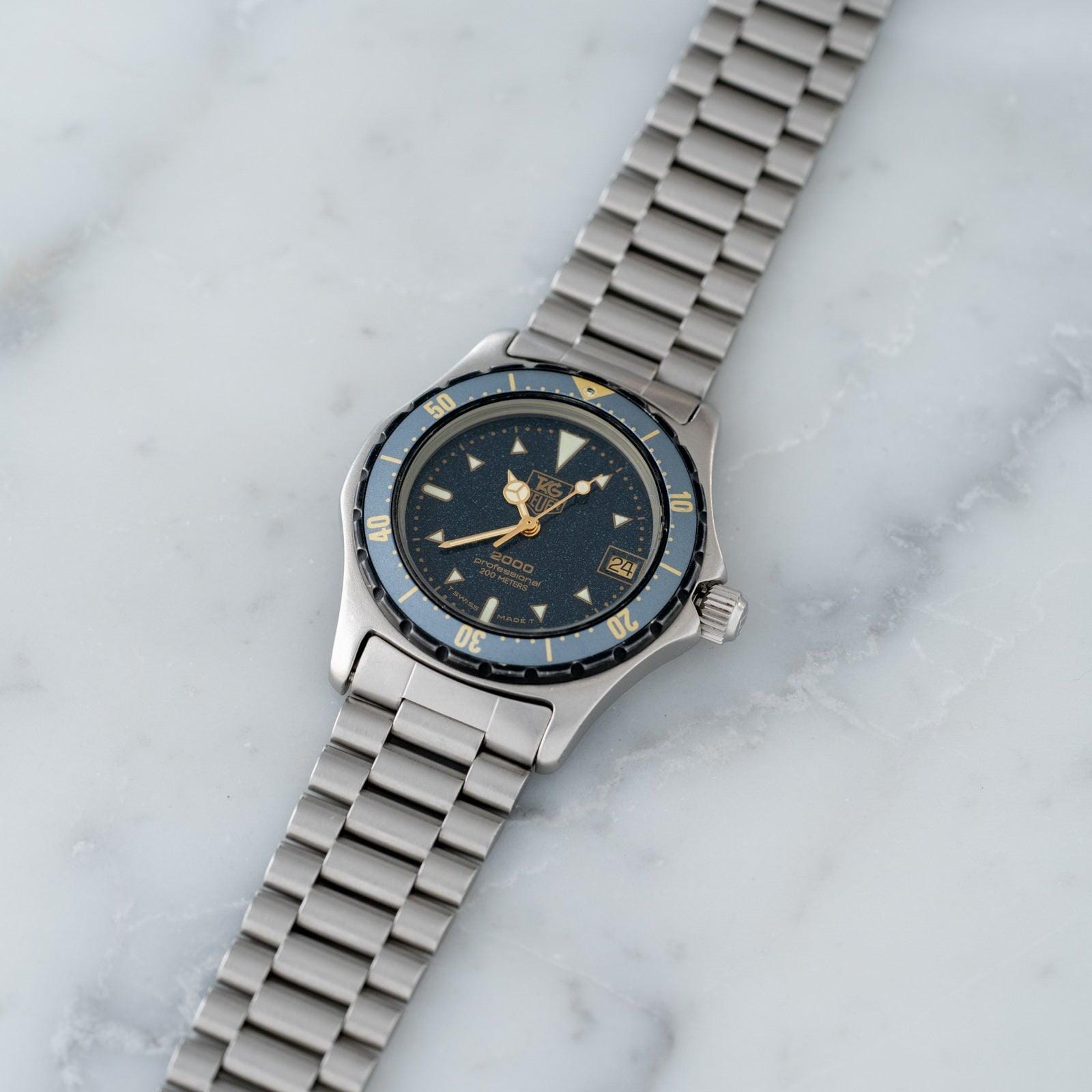 タグホイヤー 2000 プロフェッショナル 972.613 ムーンダスト ダイアル