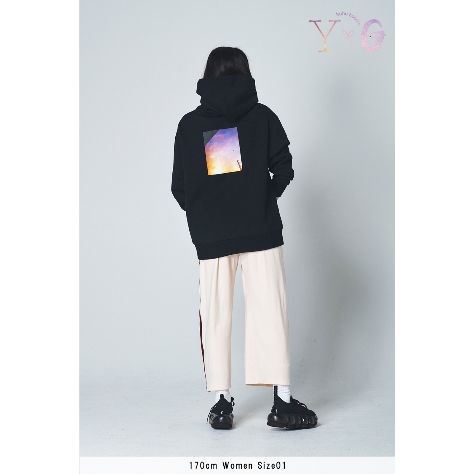 huhu フーディ〉PHOTO PRINT | Yui Aragaki × Ginza huhu hoodie STORE