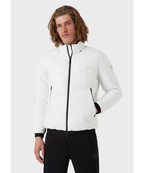 EMPORIO ARMANI EA7（エンポリオアルマーニイーエーセブン）の