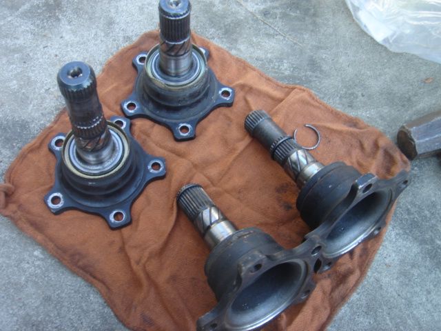 デフサイドフランジ＆シール&リアスタビマウントブッシュ交換（日産