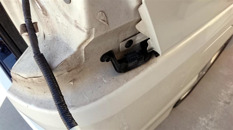 運転席側スライドドアモーター交換 その2（日産 セレナ・C26）by ゴン