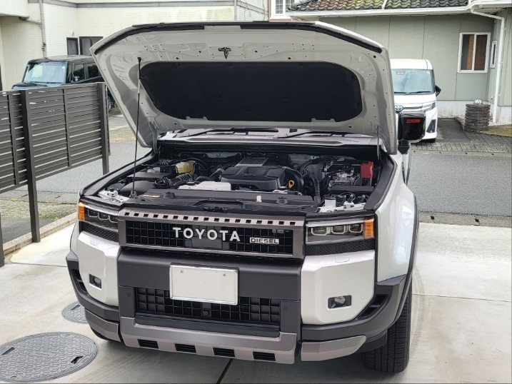 シグネチャーイルミブレードの取り付け（トヨタ ランドクルーザー250