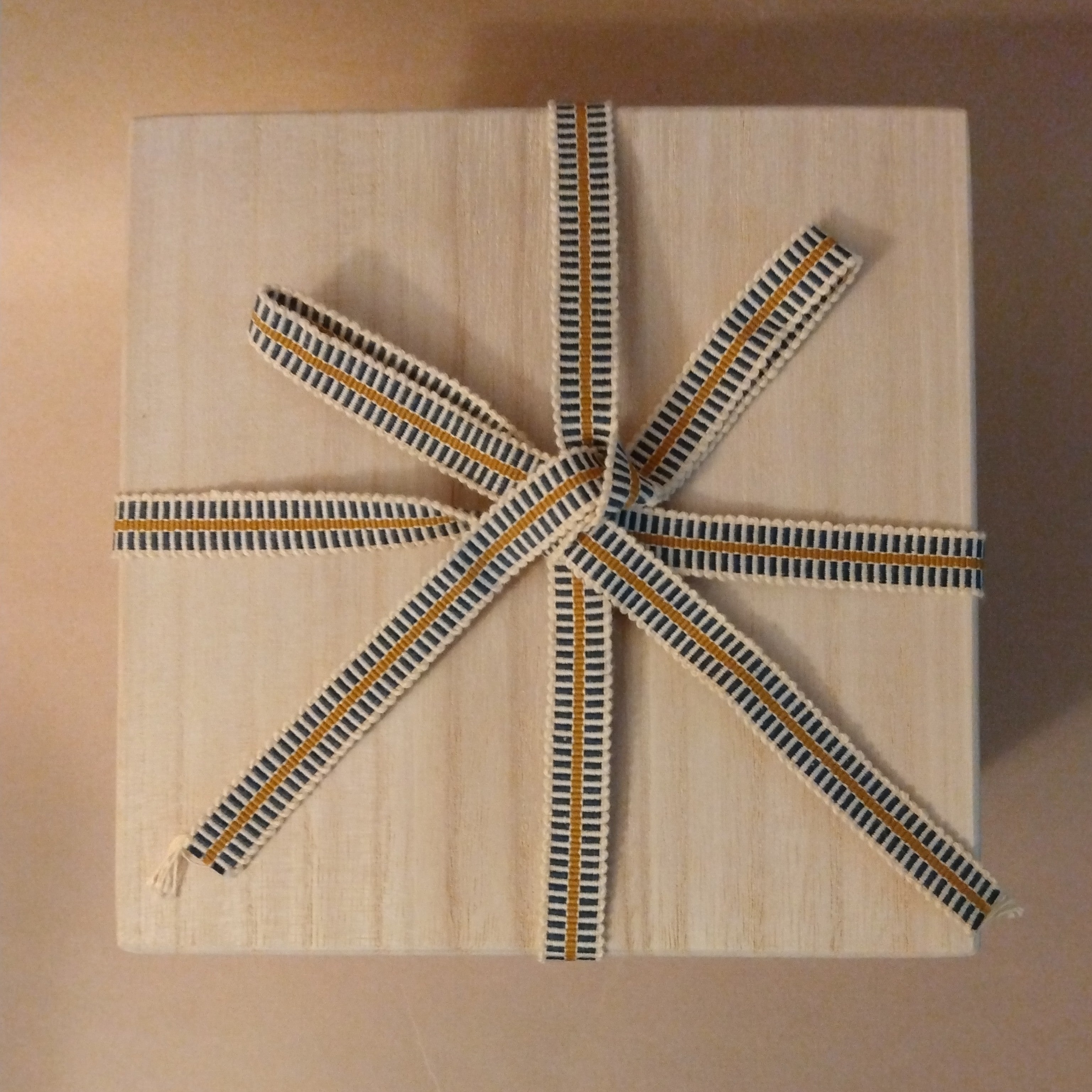 Himo Tsuki Kibako, Wooden Box with Cord for Chawan, Tea Bowl, Storage