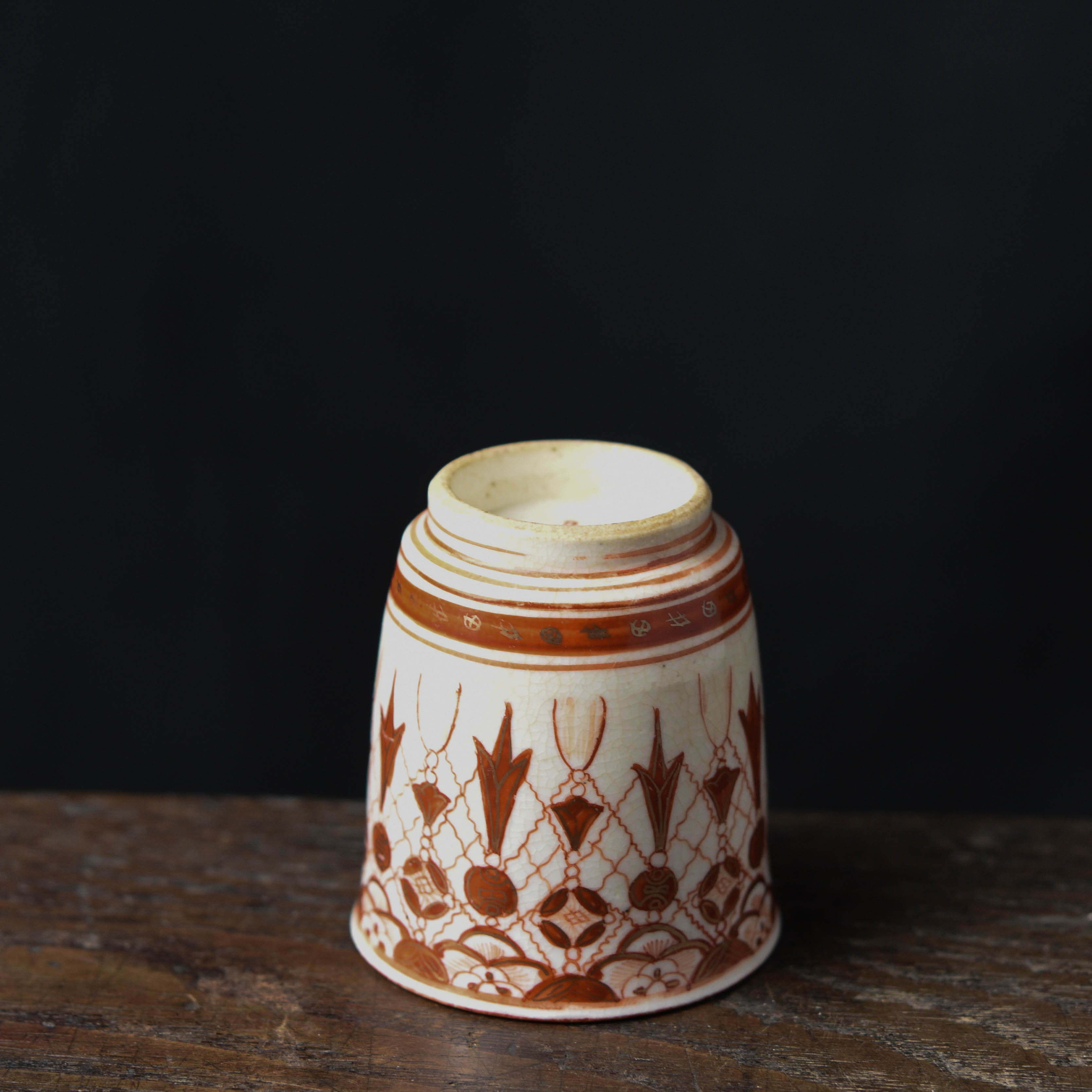 ♢赤絵 赤玉 瓔珞 鋸歯 紋様 鶴首瓶 徳利 九谷焼 越中八尾 大正時代