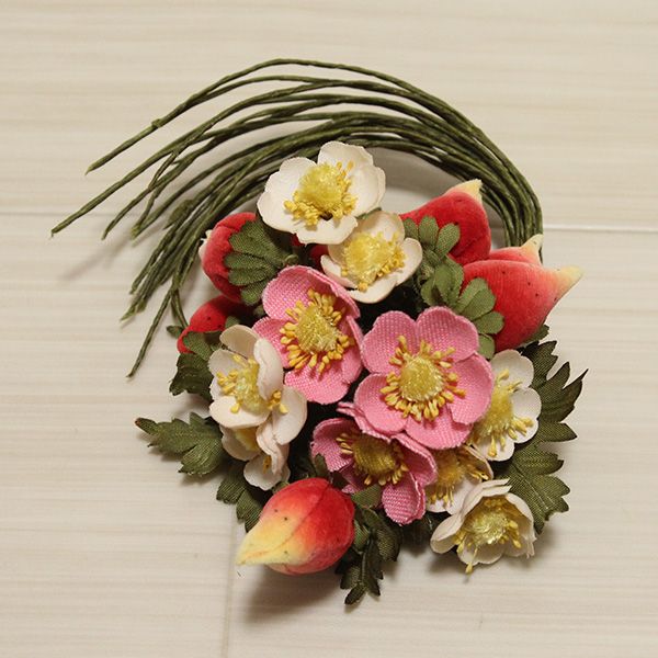 苺ブーケコサージュ - ピンクハウス通販｜リサイクルブティックClub CANDY