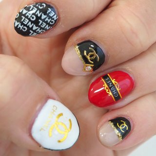 2026年】新着順｜ネイルシール/CHANELのネイルデザイン｜ネイルブック