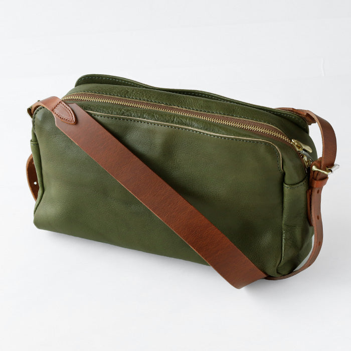 ANNAK（アナック） あおりポケット付き ショルダーバッグ 栃木レザー