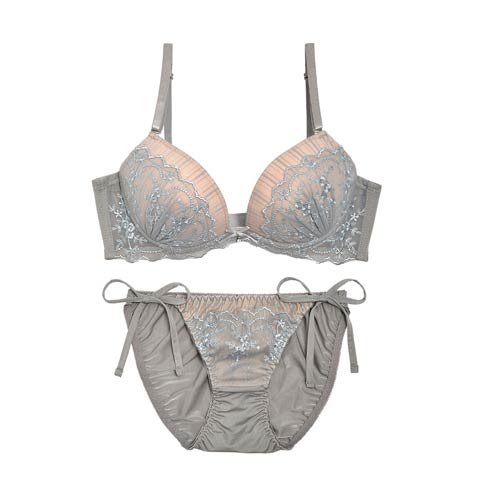 三上悠亜着用】ロイヤルフラワー育乳脇高ブラジャー&サイド紐フル