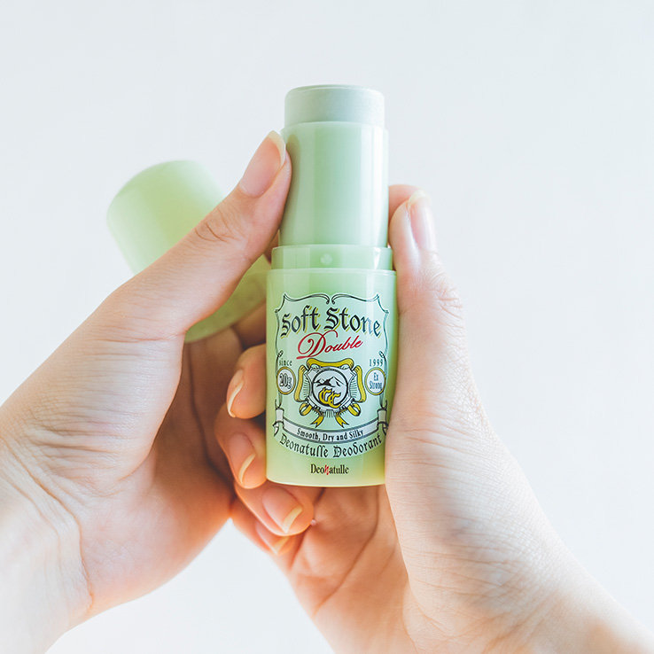 デオナチュレ ソフトストーンW “カラーコントロール” | 直ヌリ制汗
