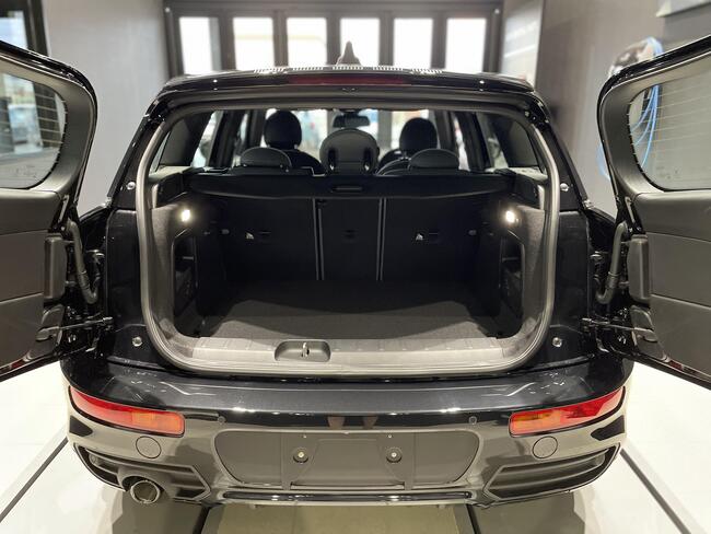 ラゲッジスペースのトノカバーの外し方！ - MINI 山形