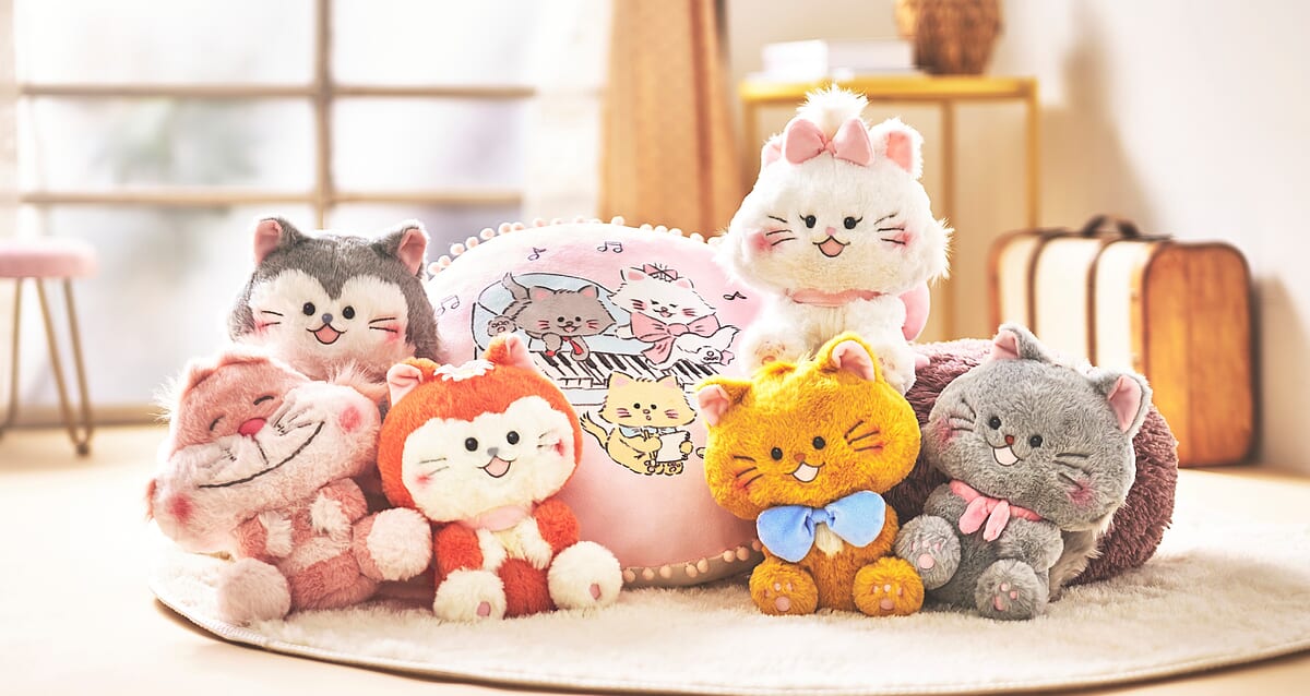 マリーたちの食パンやチェシャ猫のぬいぐるみ！ディズニーストア「猫の