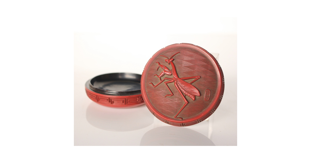 漆器椿梅花香合 初代象谷作 茶道具 骨董 彫刻 玉楮象谷作 堆朱手向山