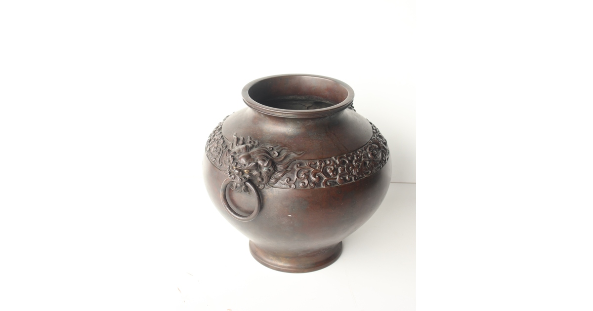 東京銅器名工 高橋凌雲 獅子牡丹紋 鋳造花瓶 M468｜骨董店 のびる 古