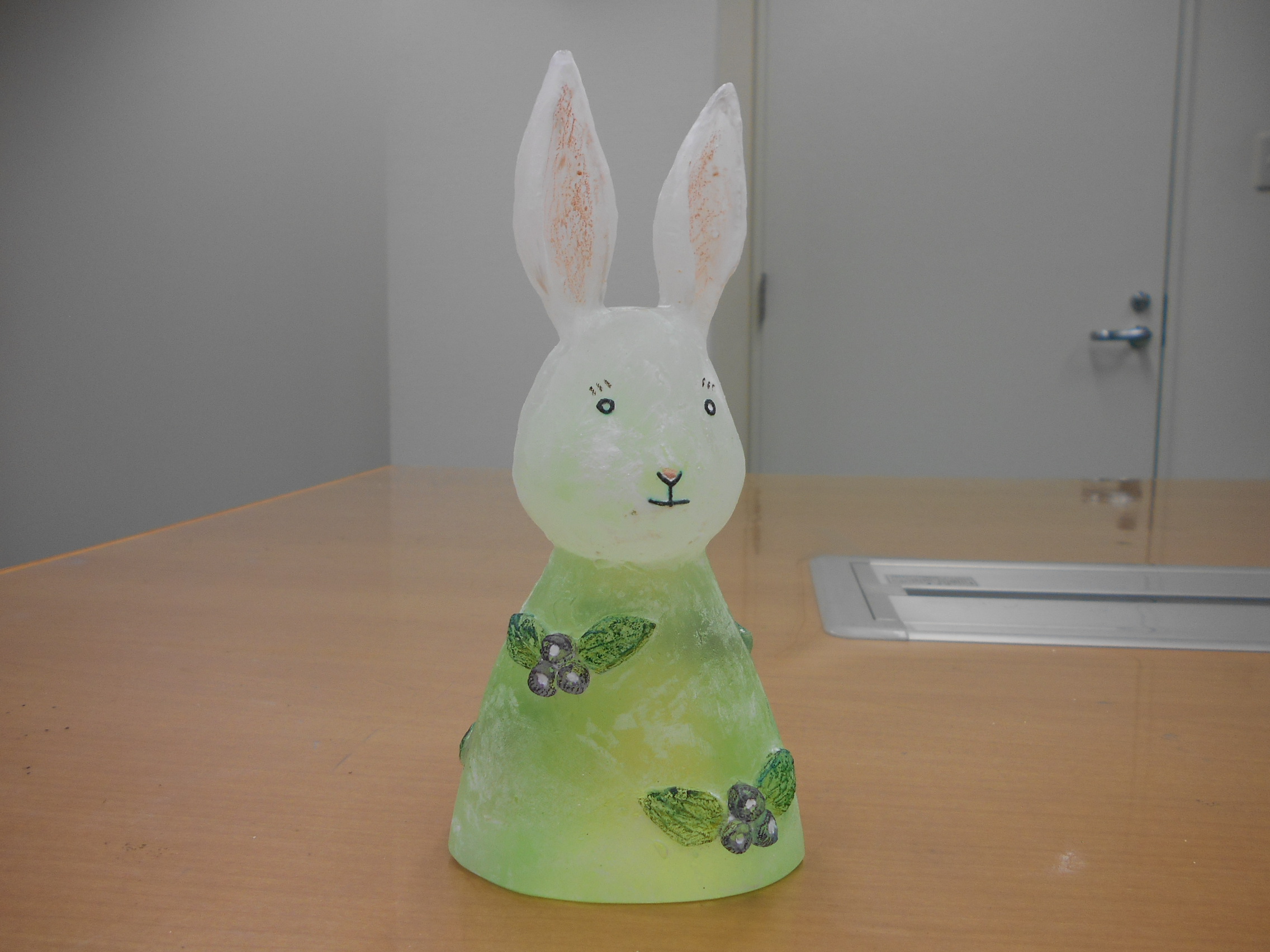 作家 安達知江 跳ぶうさぎ 【公式通販】