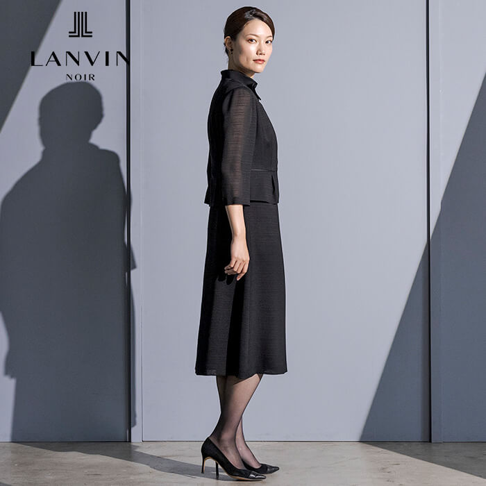 フラワーカラーの絽のフォーマルワンピース 17号・ブラック｜東京