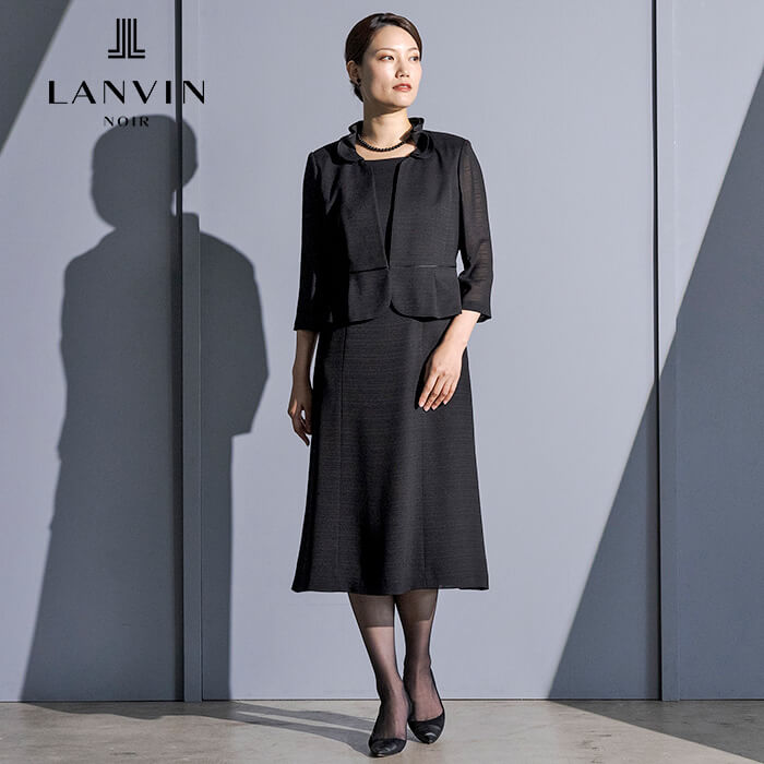 フラワーカラーの絽のフォーマルワンピース 9号・ブラック｜東京