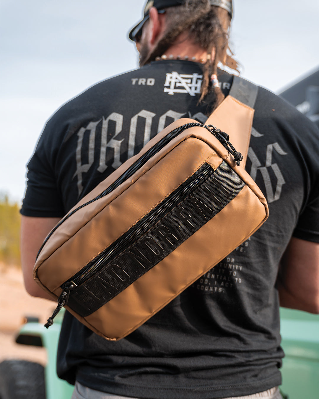 MOMENTUM SLING BAG 7L - SAND – FLAG NOR FAIL