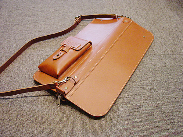 Reunion Blues サックスケース 本革 ブラウン Reunion Blues アルトサックス用レザーケース ラニオンブルース本革