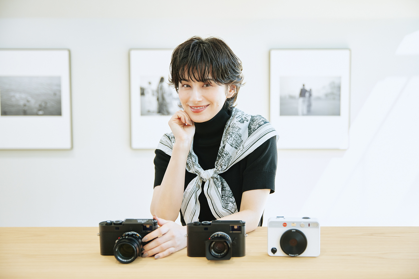 ホラン千秋、カメラマニア垂涎の逸品が揃う「ライカ表参道店」へ | GOETHE