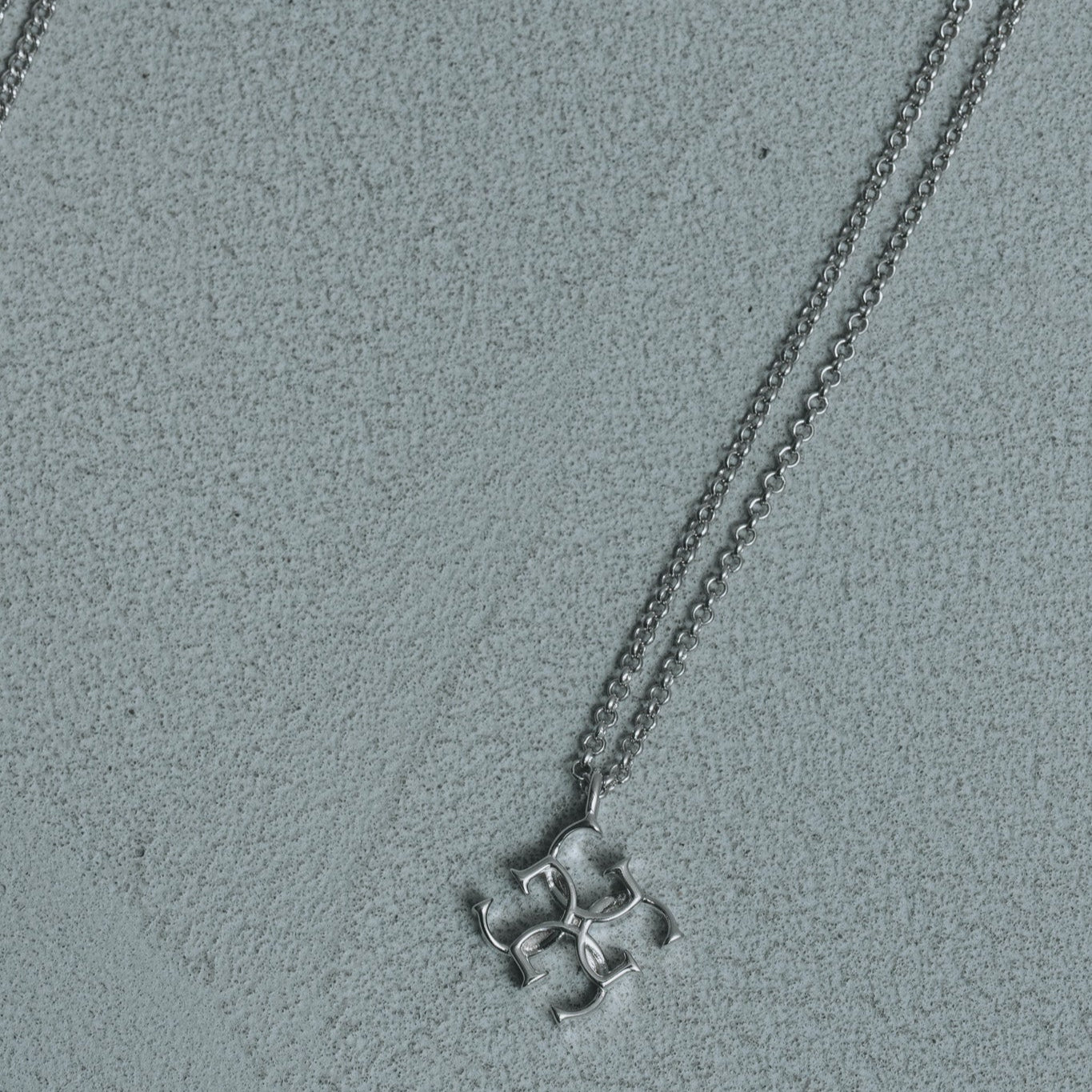 Cross logo necklace – GRAiL