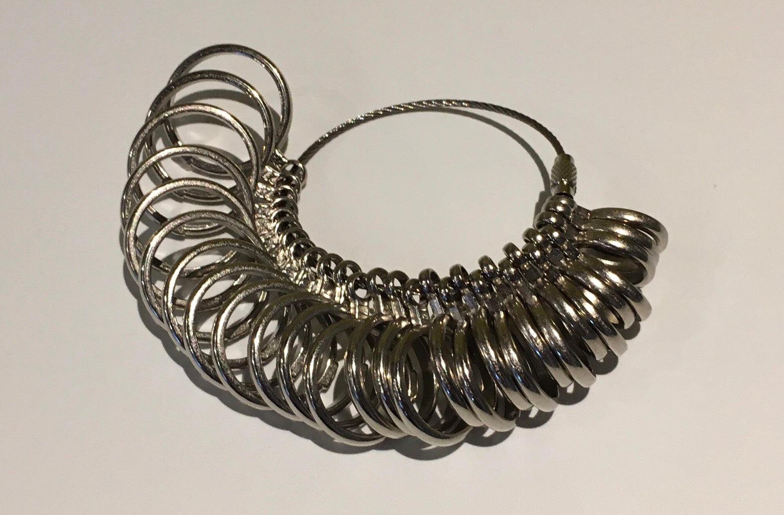 Half Moon curva ring – GYPPHY