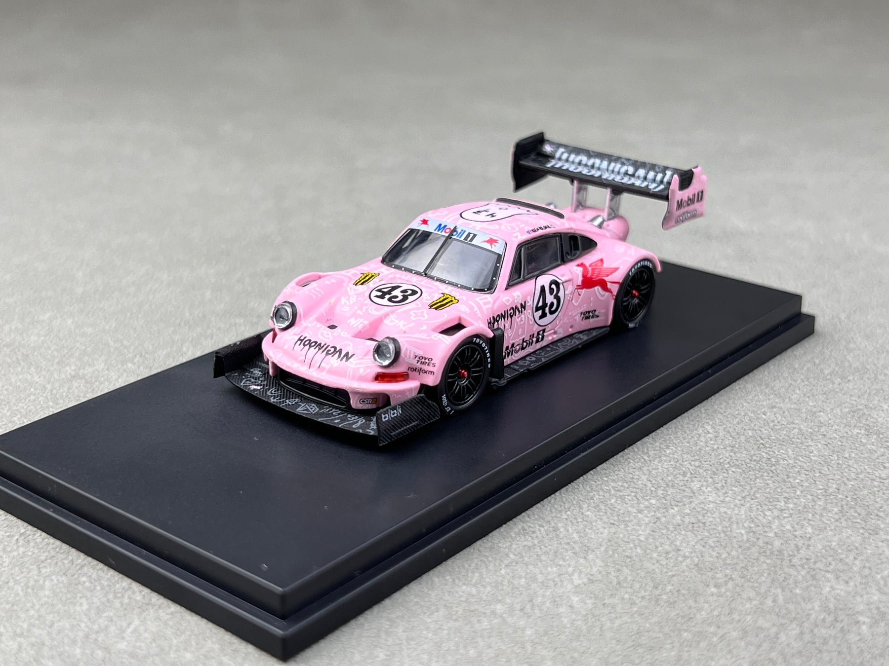 TPC 1:64 Ken Block 1400hp Porsche 911 SVRSR Hoonipigasus #43 pink