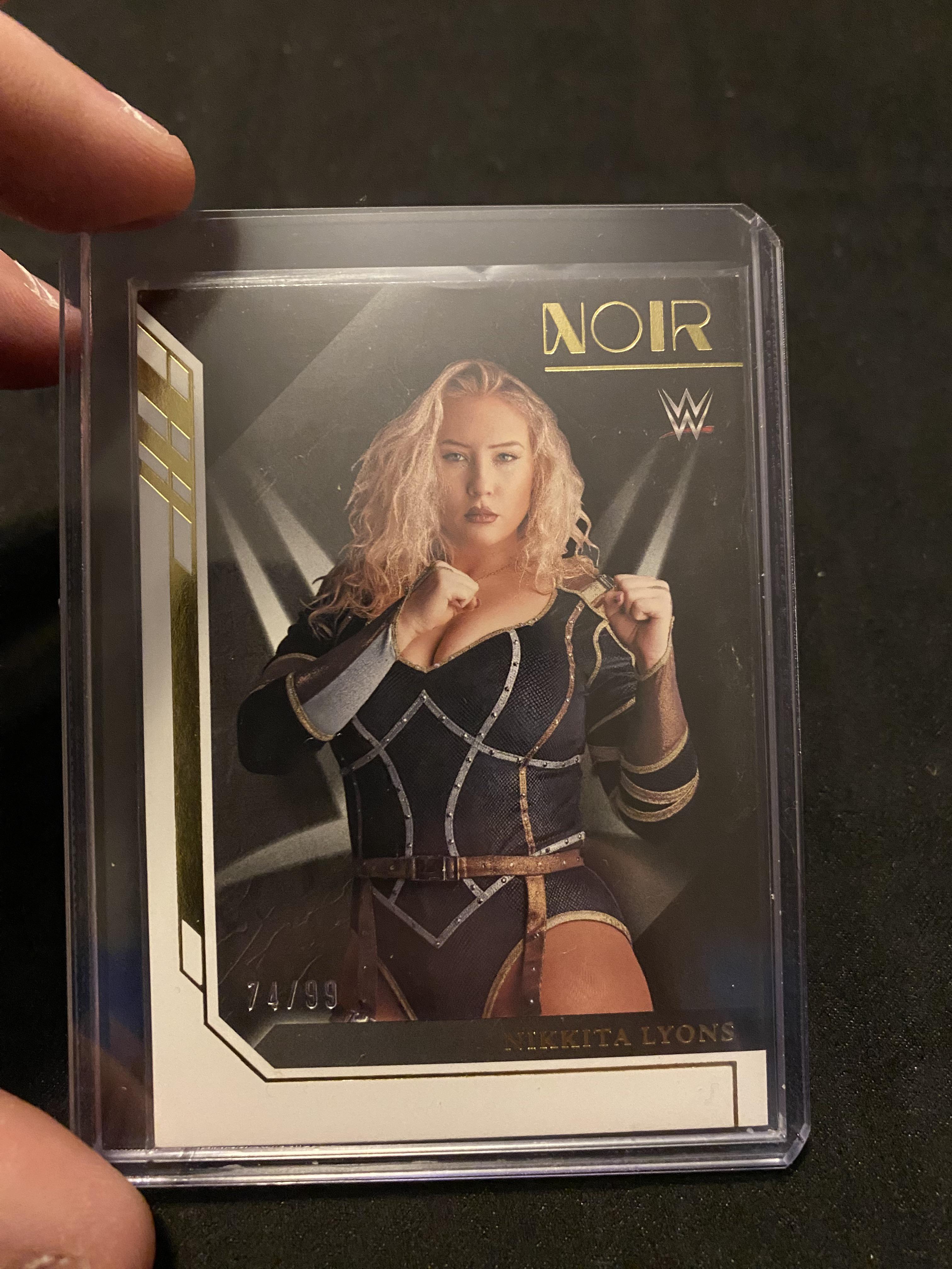 WWE Panini Select Zebra print run question : r/WWECards