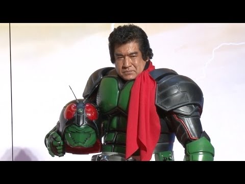 仮面ライダー1号・藤岡弘、45年ぶりマスクオフ姿に感慨「ライダー魂が