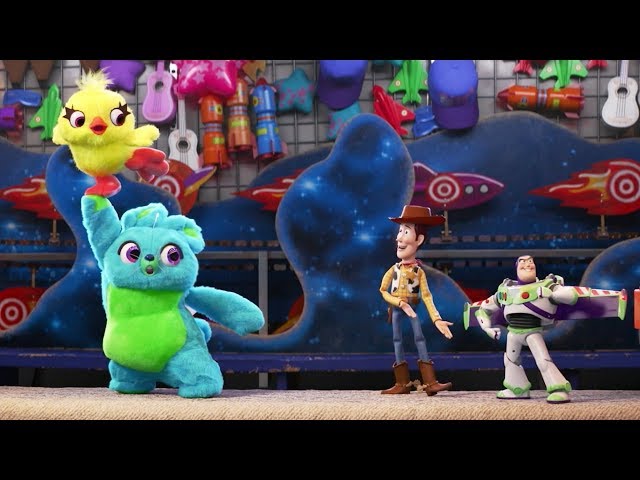 トイ・ストーリー4』新キャラ！ダッキー＆バニー特別映像 - YouTube