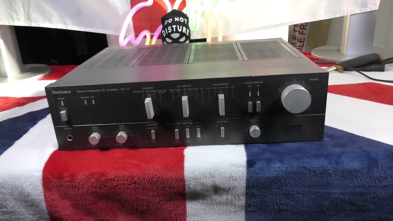 UNBOXING VINTAGE TECHNICS SU V7 AMPLIFIER A VERY HEAVY BEAST MADE
