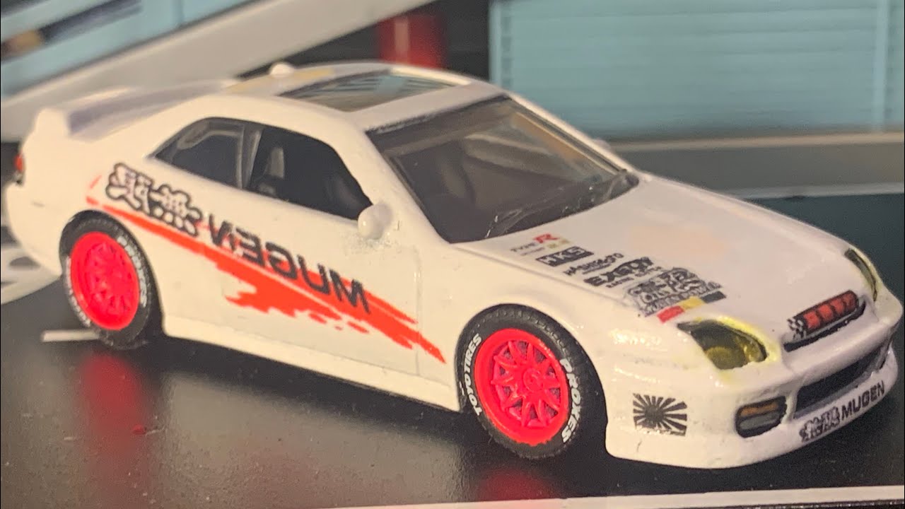 ホットウィール改造 無限仕様プレリュード、ファルケン仕様 custom