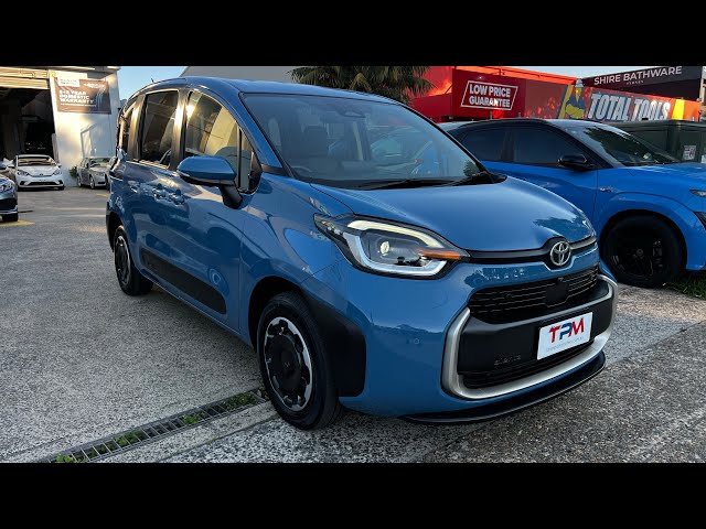 2023 Toyota Sienta Hybrid Z - YouTube