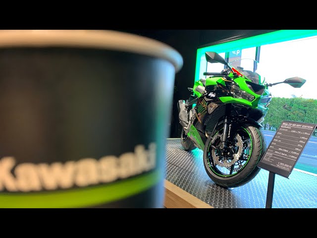 Z H2の足付き絶妙ポジション！【カワサキプラザ山梨】 - YouTube