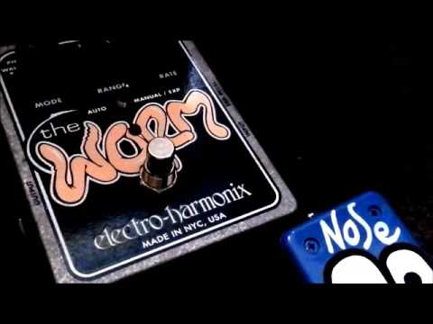 Electro Harmonix: The Worm (modulation pedal). Demo with 'Nose