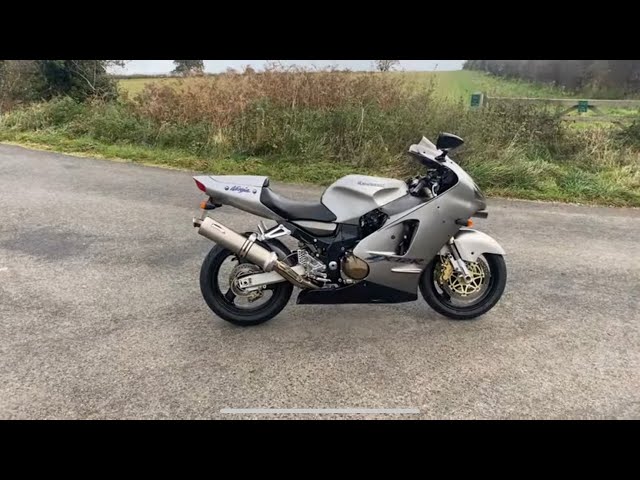 Kawasaki ZX12R MY2002 - Walkaround / Review- only 3000 miles on
