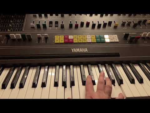 Yamaha CS80 vs Deckards Dream - YouTube