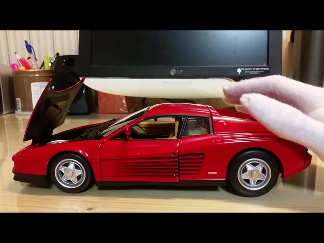 Part 7 1/18 Hotwheels Ferrari Testarossa Review - YouTube