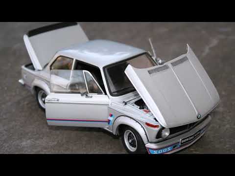 BMW 2002 Turbo 1/18 Kyosho - YouTube