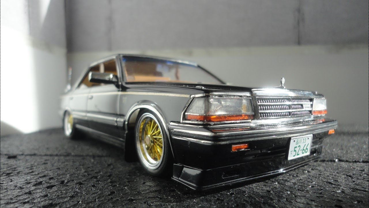 こたプラ】1/24ﾌｼﾞﾐ社製 日産グロリア ターボブロアムVIP Y30後期