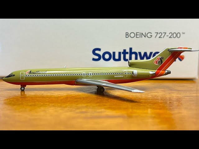 Gemini Jets Southwest Airlines Boeing 727-200 1:400 Scale Model