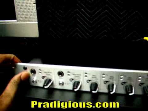 M-Audio Fast Track Ultra 8r review - YouTube