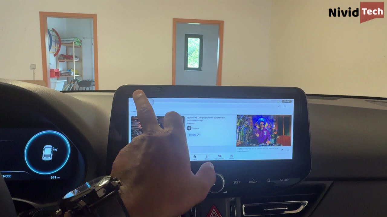 Android 14 CarPlay AI Box Unboxing & Review | Wireless Android